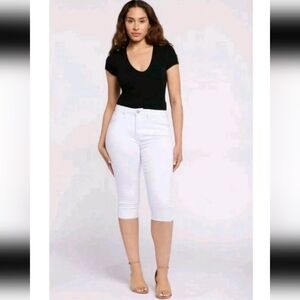 SEVEN7 Jeans High Rise Raw Hem Breezy Crop 18